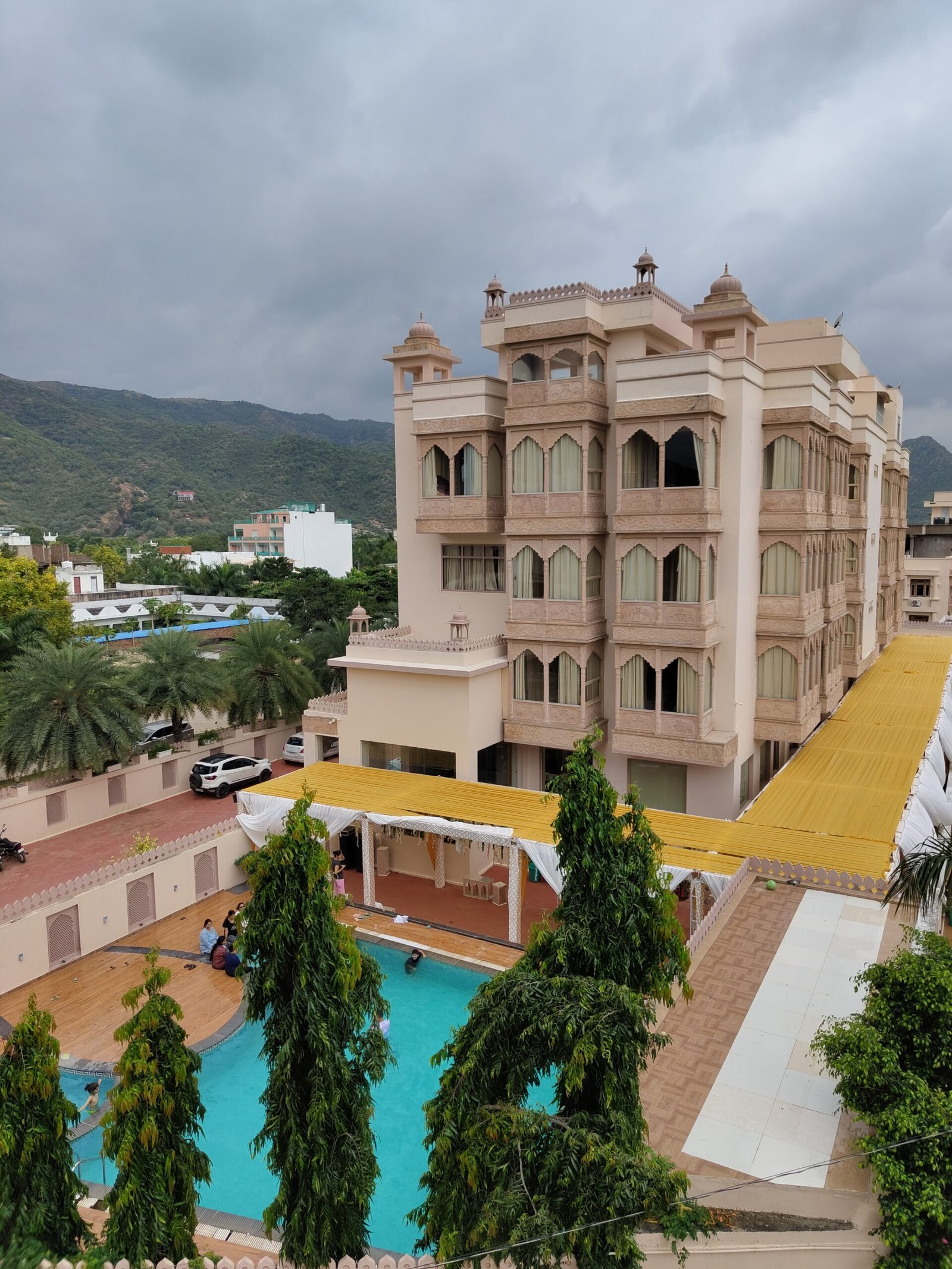 best hotel in pushkar